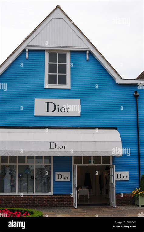 dior bicester village|bicester village closing time.